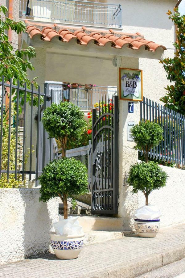 A Casa Di Nonna Bed and Breakfast Loreto Exterior foto